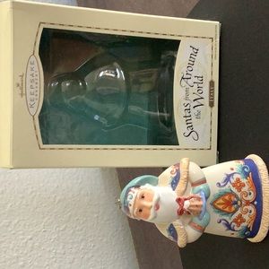 Santa’s from around the world - Italy